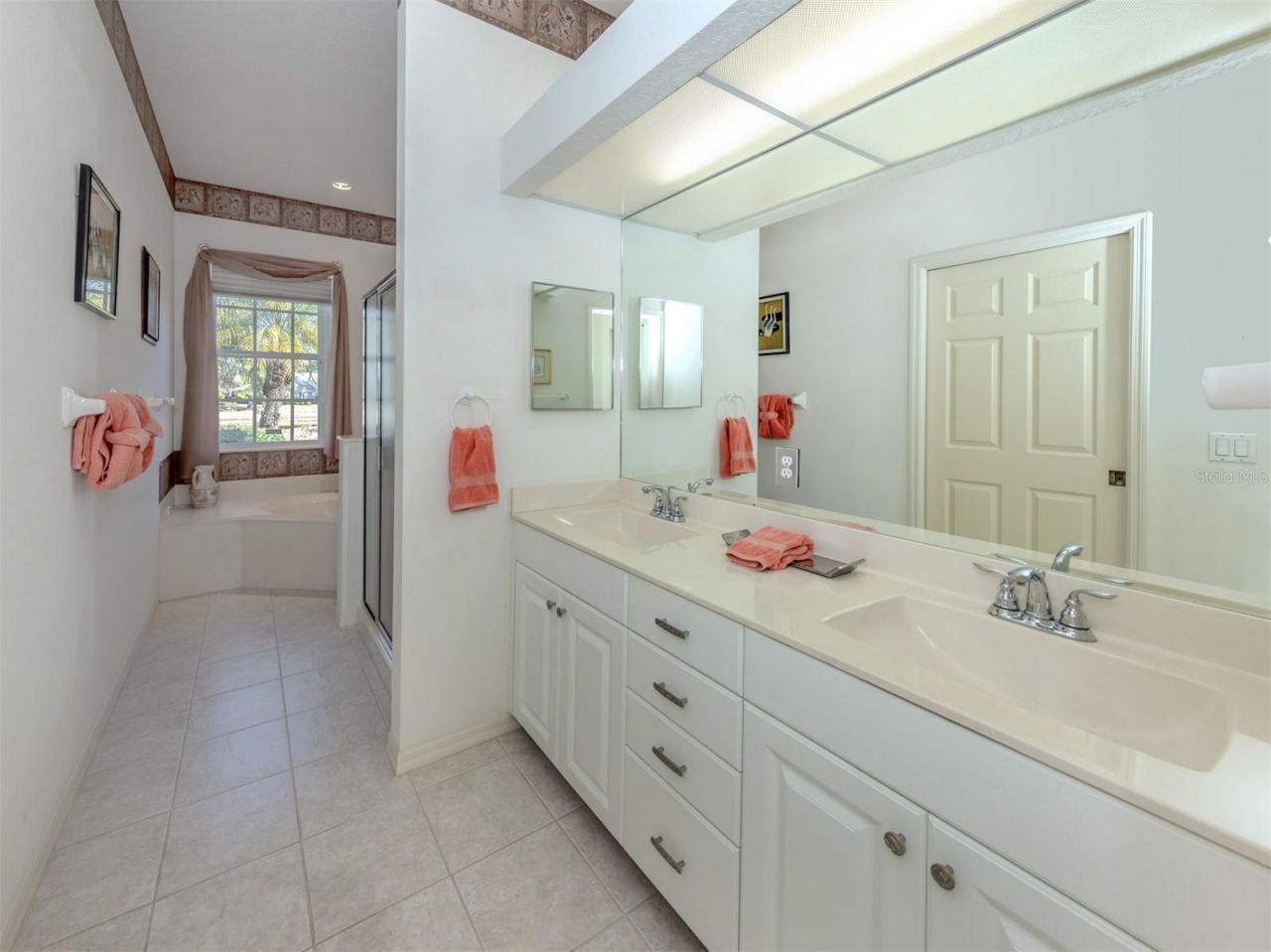 812 Montrose Drive, Unit 20, Venice, FL 34293 Photo