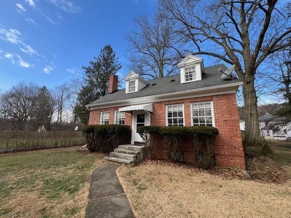 210 Cramblet Street, Bethany, WV 26032