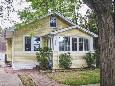 1208 Emmons Avenue, Birmingham, MI 48009