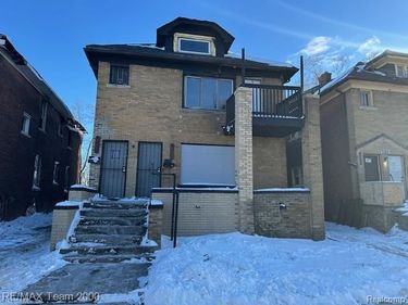 4249 Elmhurst Street, Detroit, MI 48204