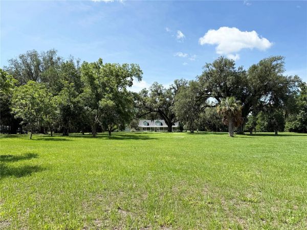 2039 SW STATE ROAD 26, TRENTON, FL 32693