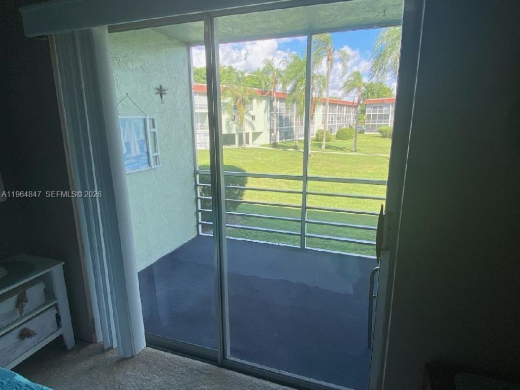 3000 Springdale Blvd, Unit V207, Palm Springs, FL 33461 Photo