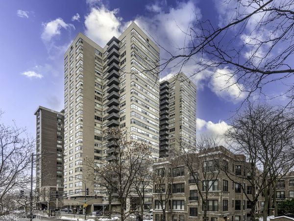 6301 N Sheridan Road, Unit 6C, Chicago, IL 60660