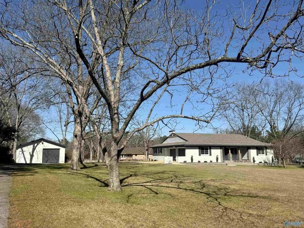 3270 Hall Drive, Southside, AL 35907