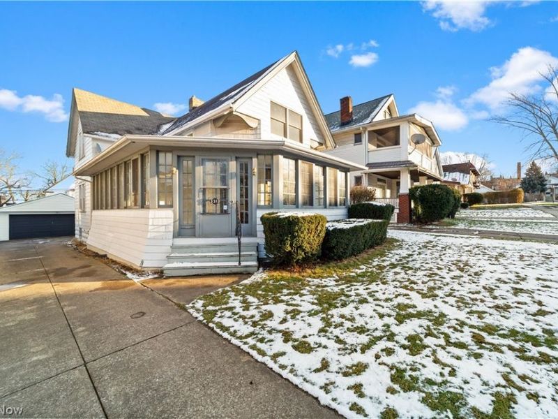 3313 W 111th Street, Cleveland, OH 44111 Photo 3