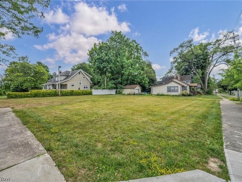 27693 Butternut Ridge, North Olmsted, OH 44070 Photo 8