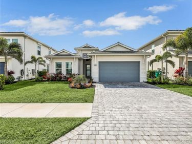 9252 Cayman DR , NAPLES, FL 34114