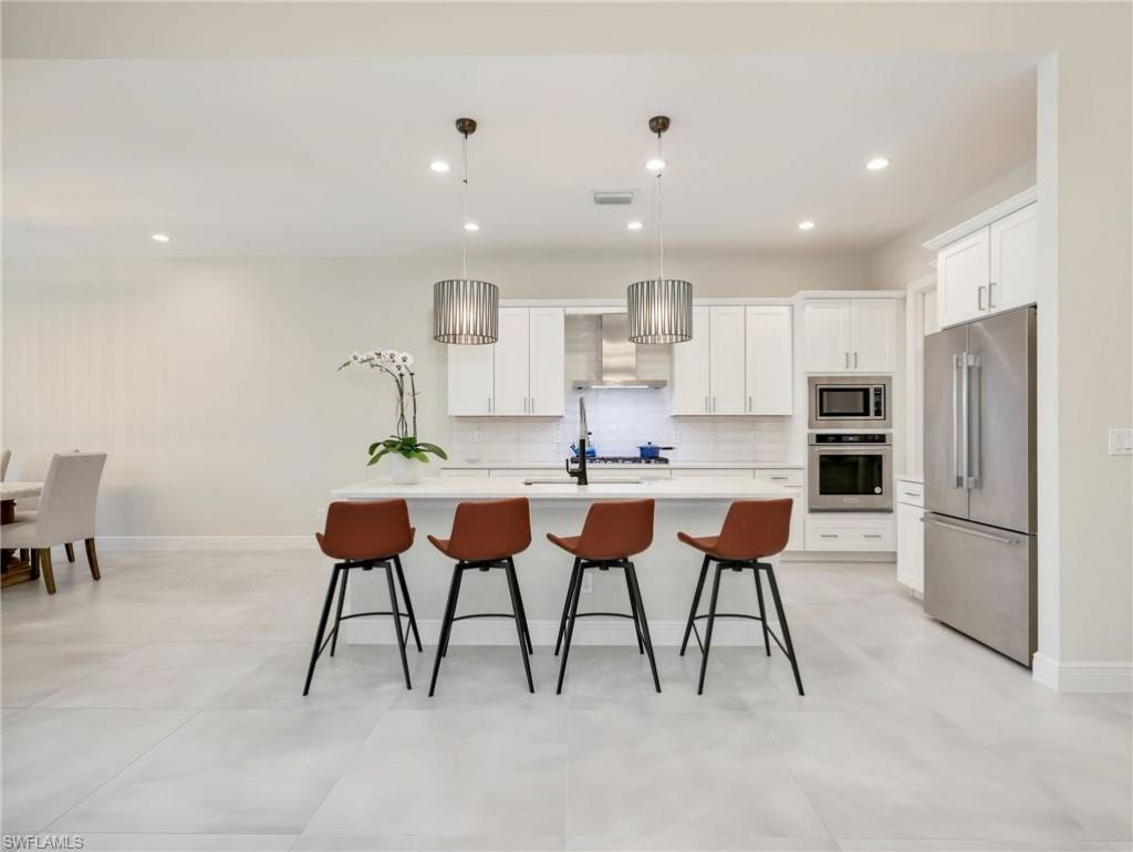 9252 Cayman Dr, Naples, FL 34114 Photo