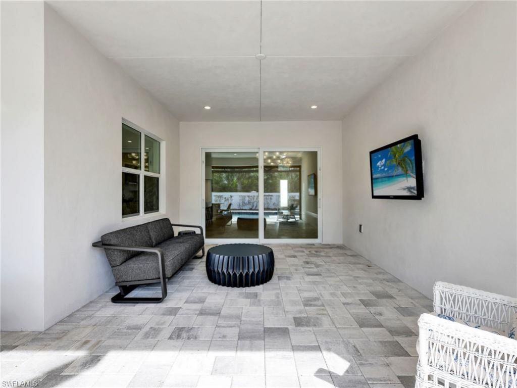 9252 Cayman Dr, Naples, FL 34114 Photo