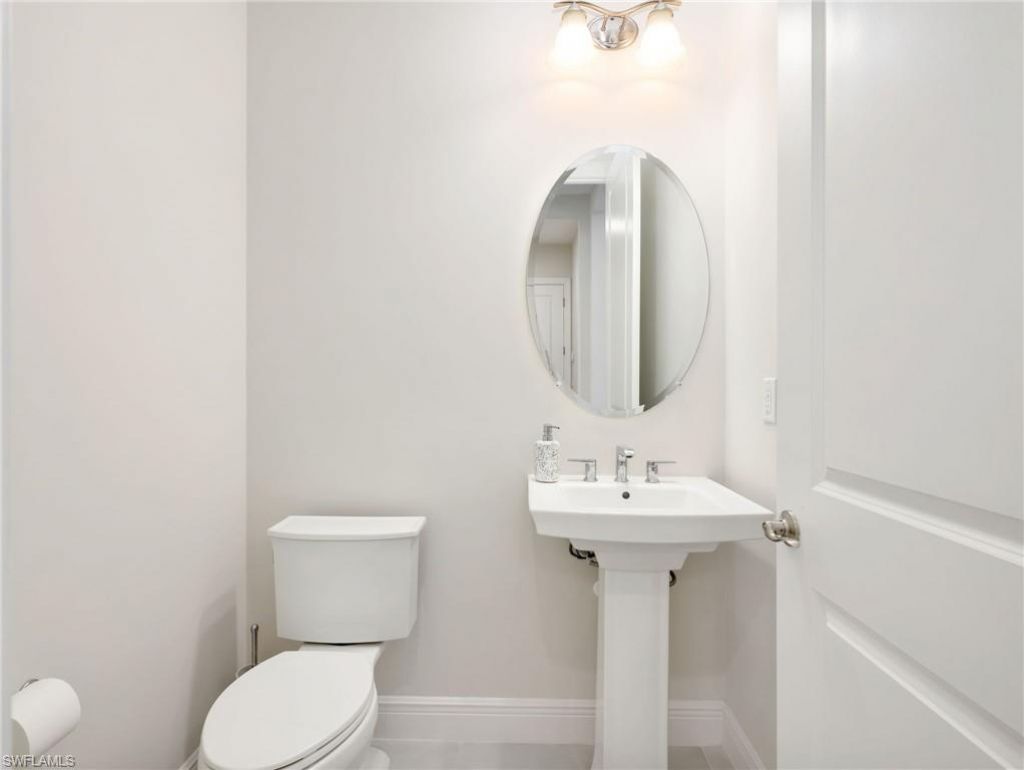 9252 Cayman Dr, Naples, FL 34114 Photo