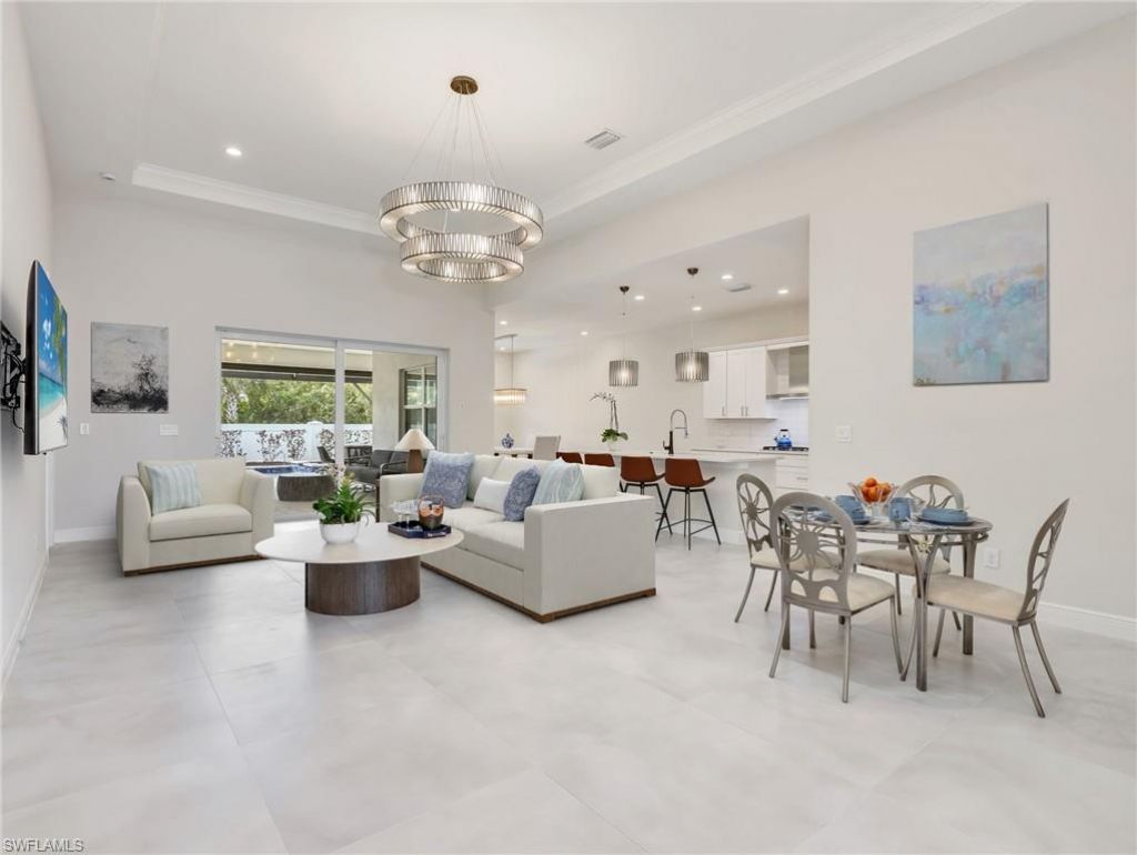 9252 Cayman Dr, Naples, FL 34114 Photo