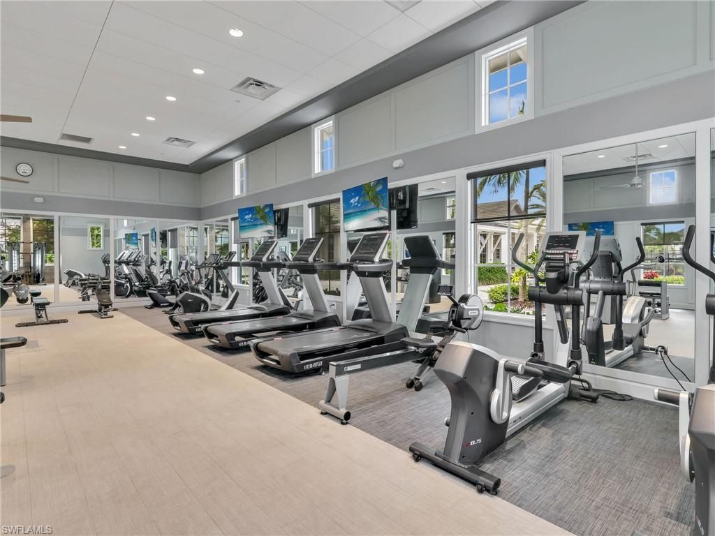 9252 Cayman Dr, Naples, FL 34114 Photo