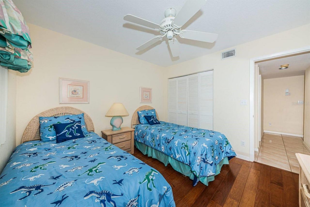 6105 Bahia Del Mar Circle, Unit 382, Saint Petersburg, FL 33715 Photo