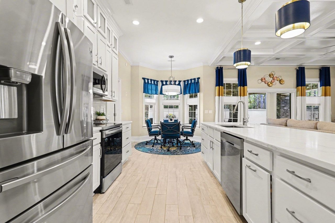 221 Waterfall Circle  Photo 11