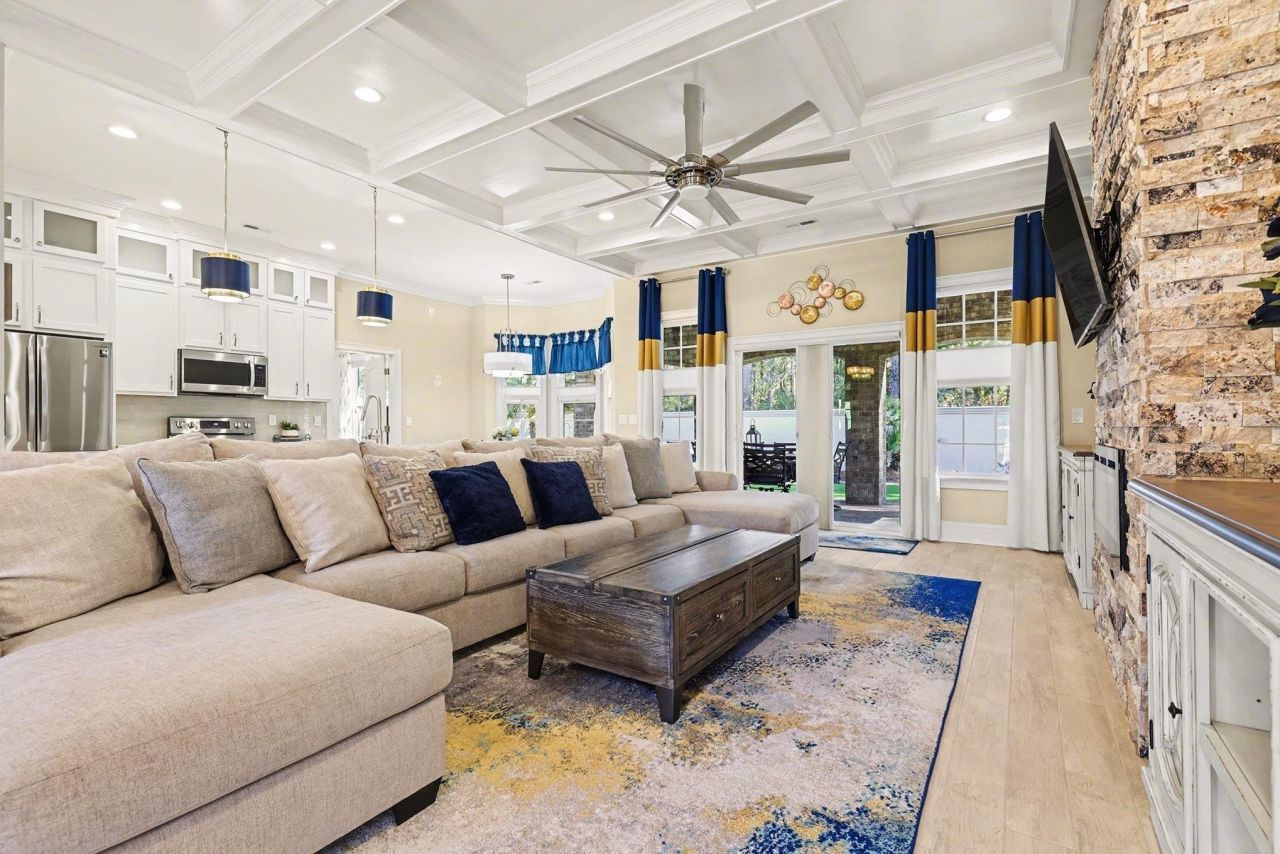 221 Waterfall Circle  Photo 5