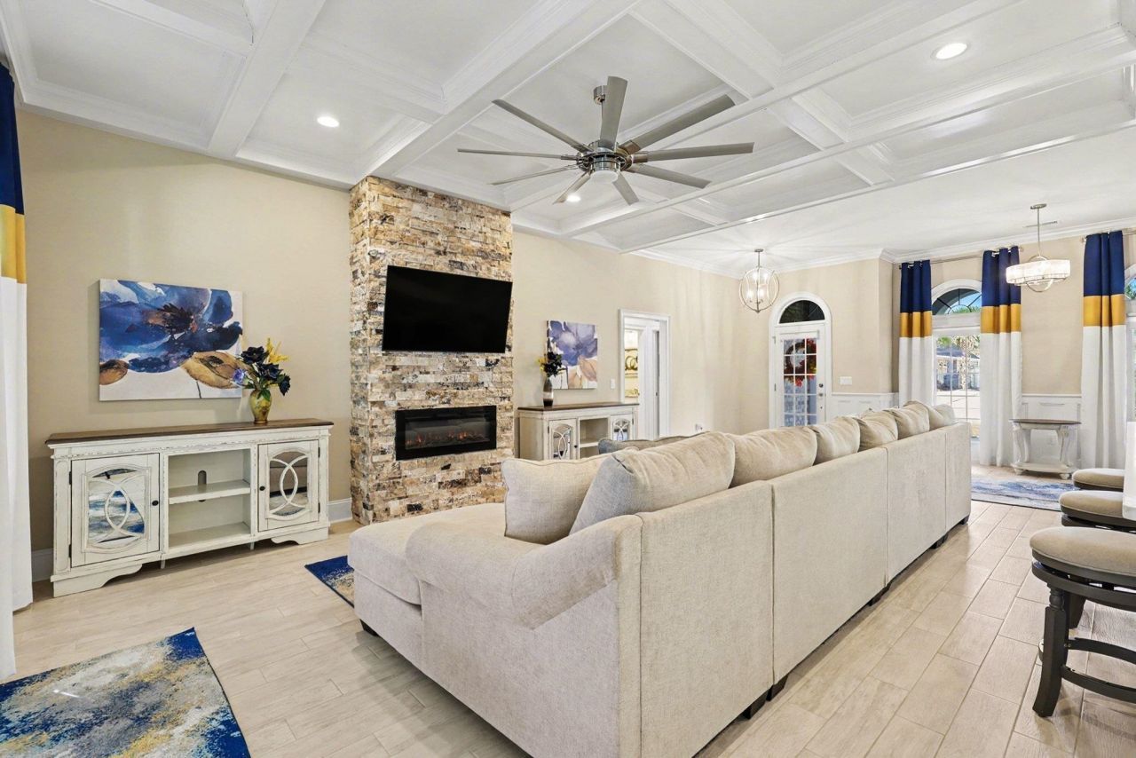 221 Waterfall Circle  Photo 7