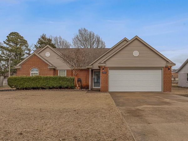 538 Laura, Gosnell, AR 72315