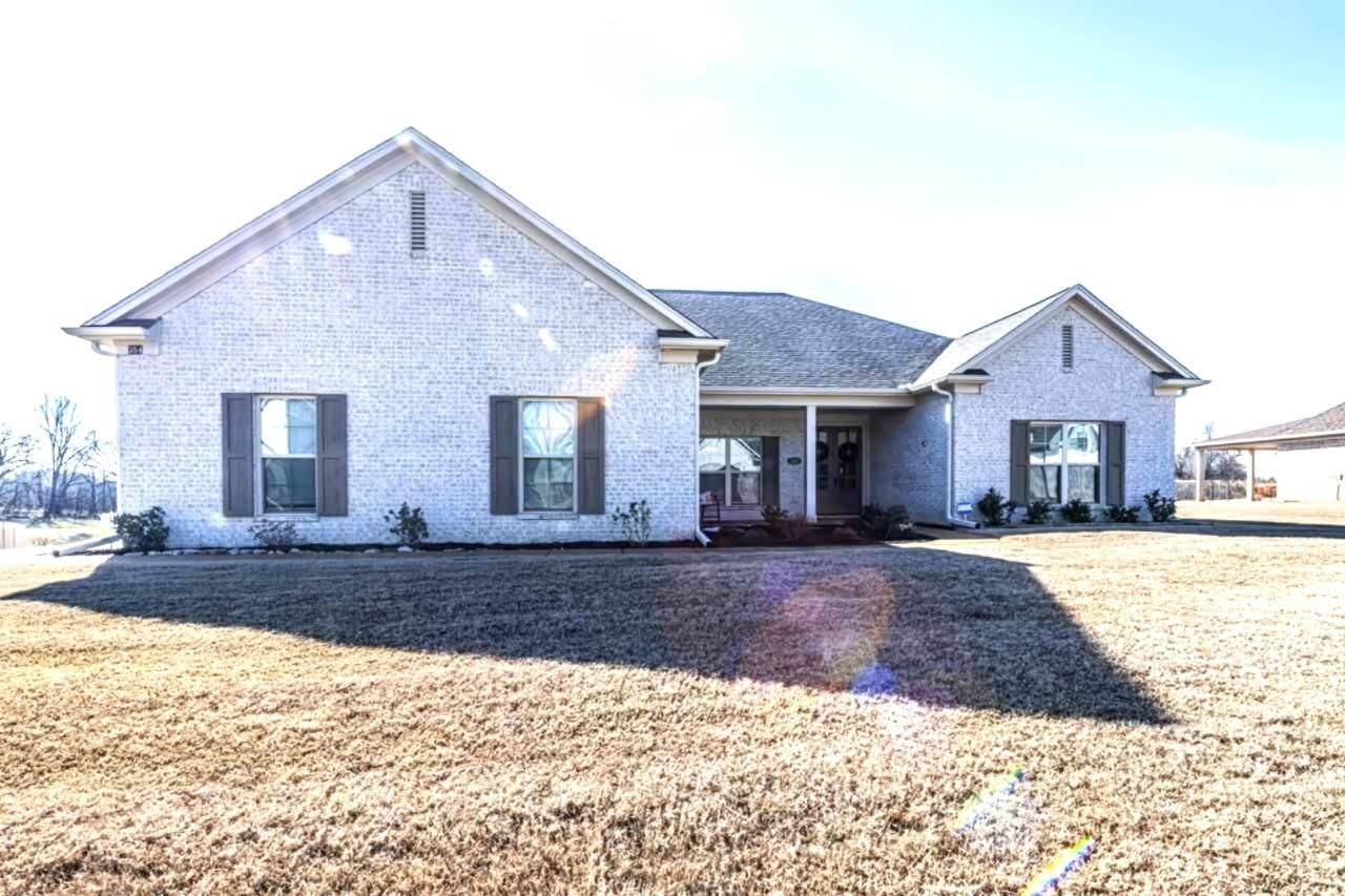 354 GEORGE ELLIS DR Munford, TN 38058