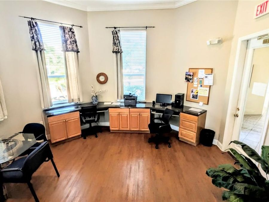 Property Image 28