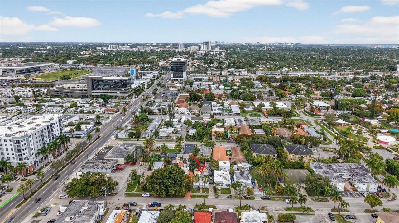 623 NE 4th St , Hallandale Beach, FL 33009 Photo