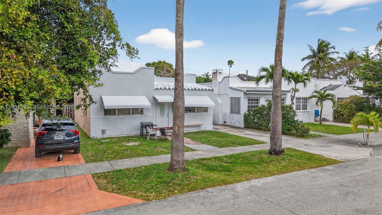 623 NE 4th St , Hallandale Beach, FL 33009 Photo