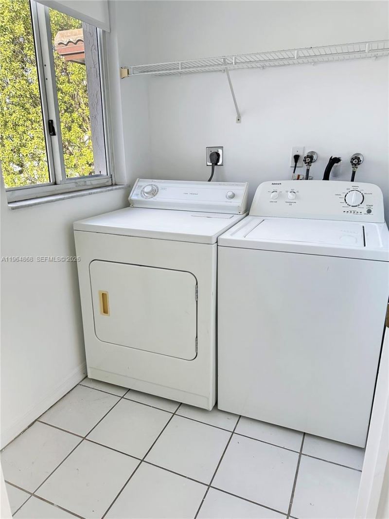 8715 SW 152nd Ave, Unit 302, Miami, FL 33193 Photo