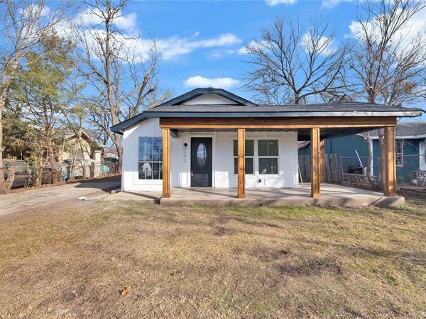 3613 Avenue K , Fort Worth, TX 76105