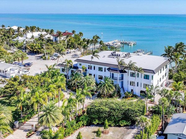 15067 Captiva Dr, Unit 2, Captiva, FL 33924