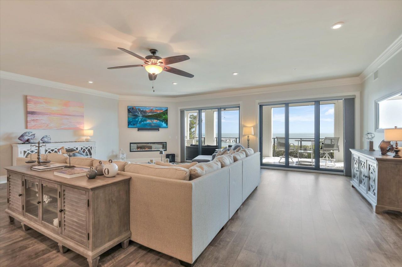 15067 Captiva Dr, Unit 2, Captiva, FL 33924 Photo