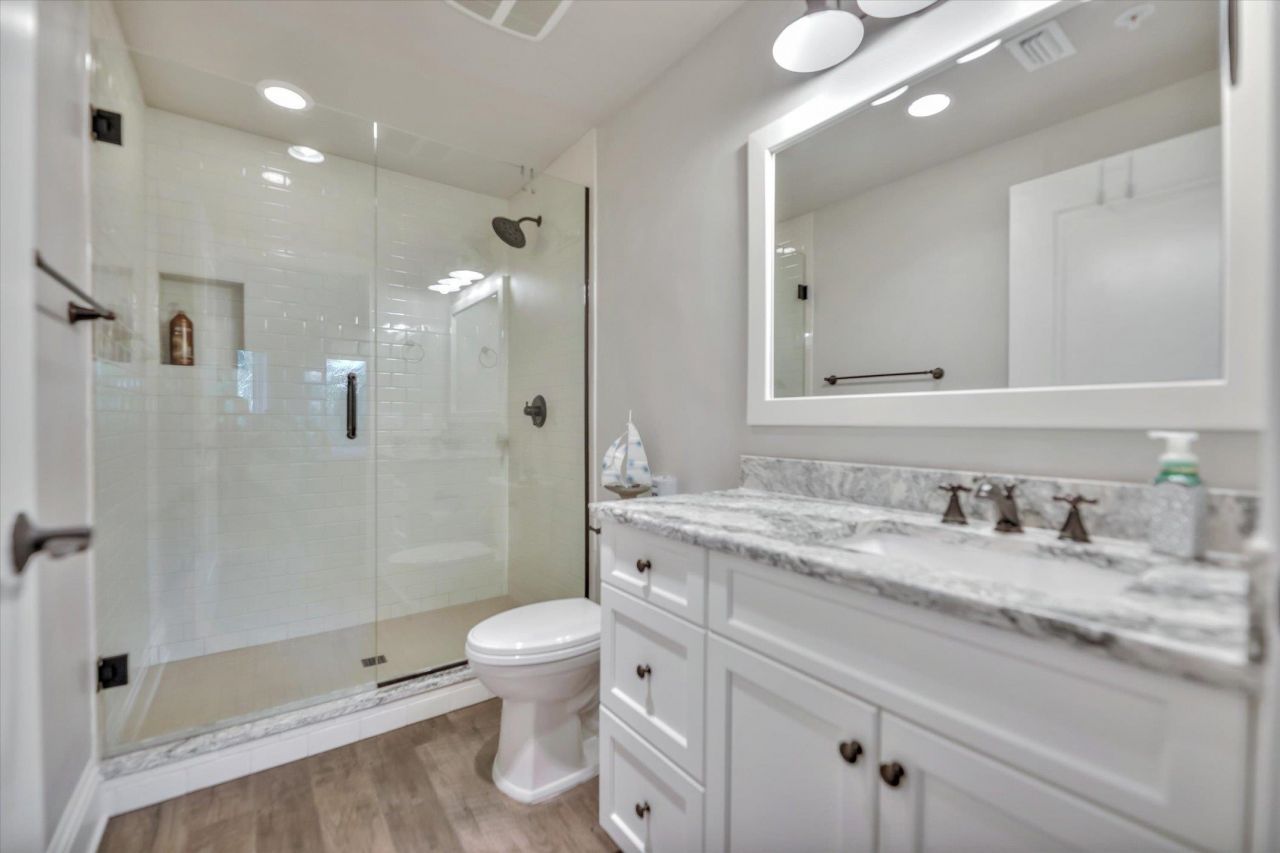 15067 Captiva Dr, Unit 2, Captiva, FL 33924 Photo