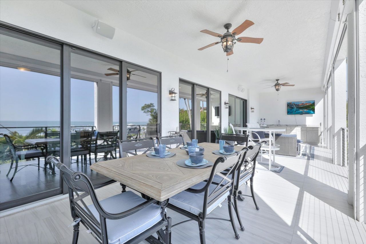 15067 Captiva Dr, Unit 2, Captiva, FL 33924 Photo