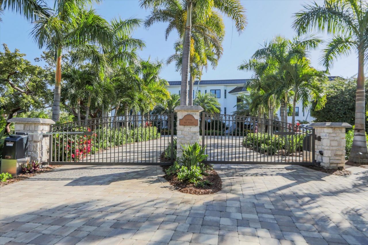 15067 Captiva Dr, Unit 2, Captiva, FL 33924 Photo