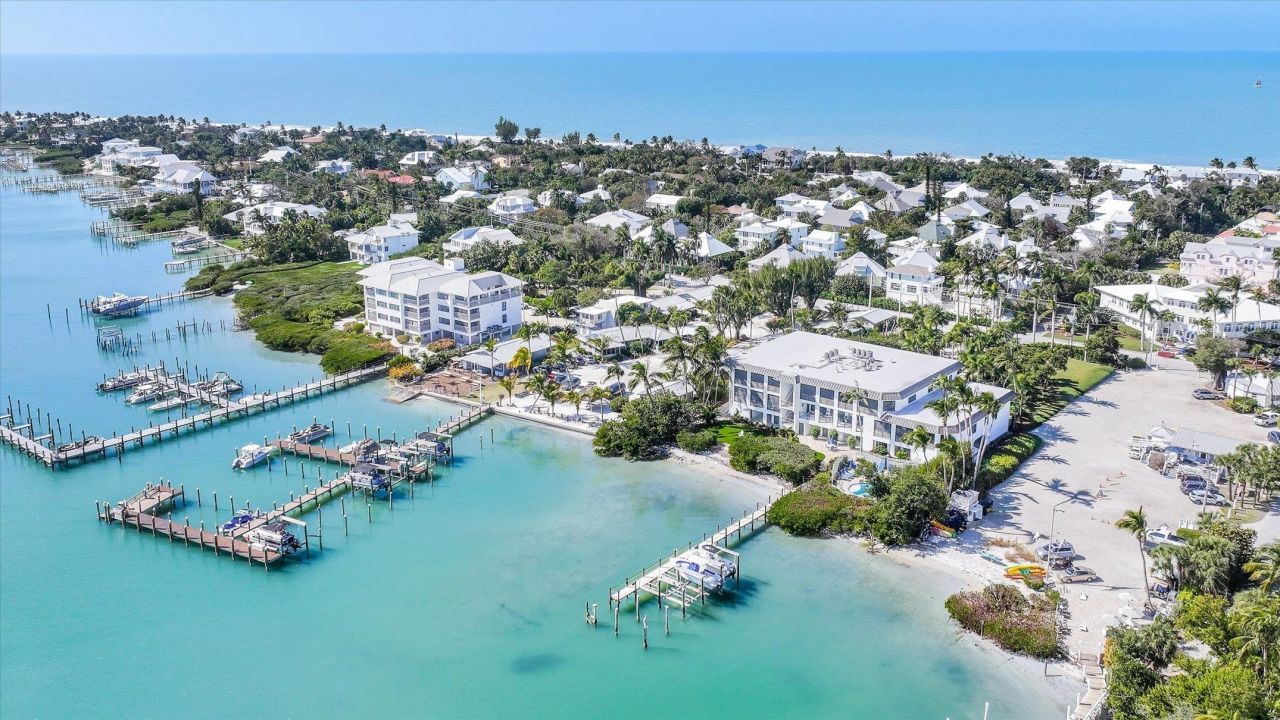 15067 Captiva Dr, Unit 2, Captiva, FL 33924 Photo