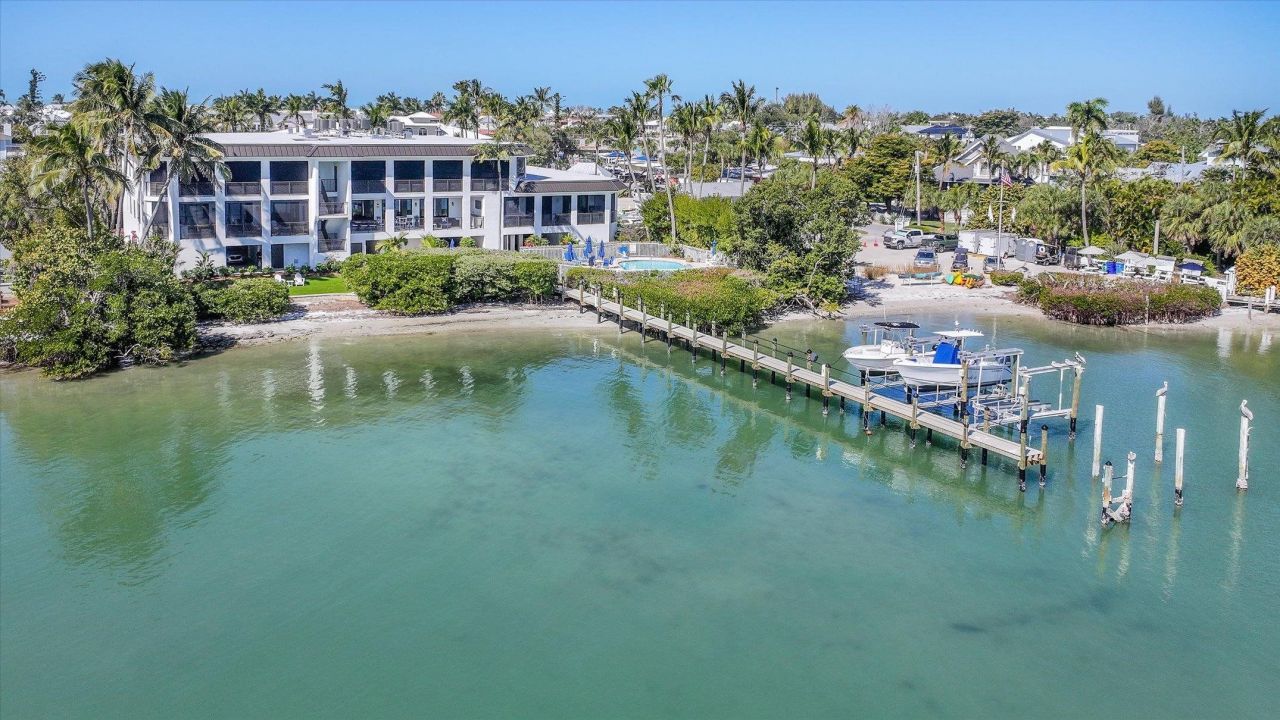 15067 Captiva Dr, Unit 2, Captiva, FL 33924 Photo