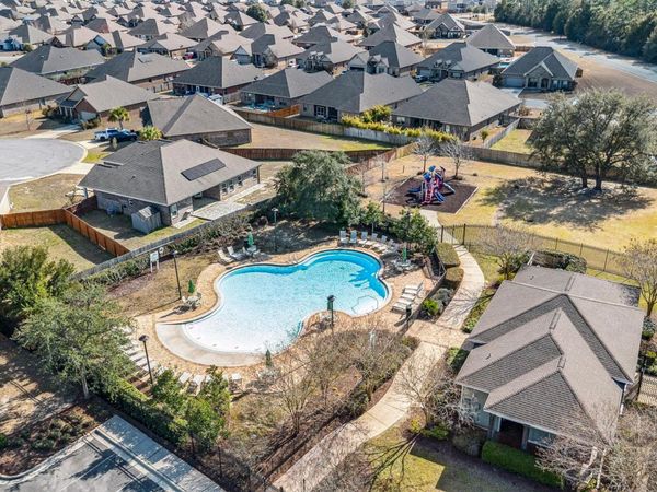 438 Chickadee Street, Crestview, FL 32539