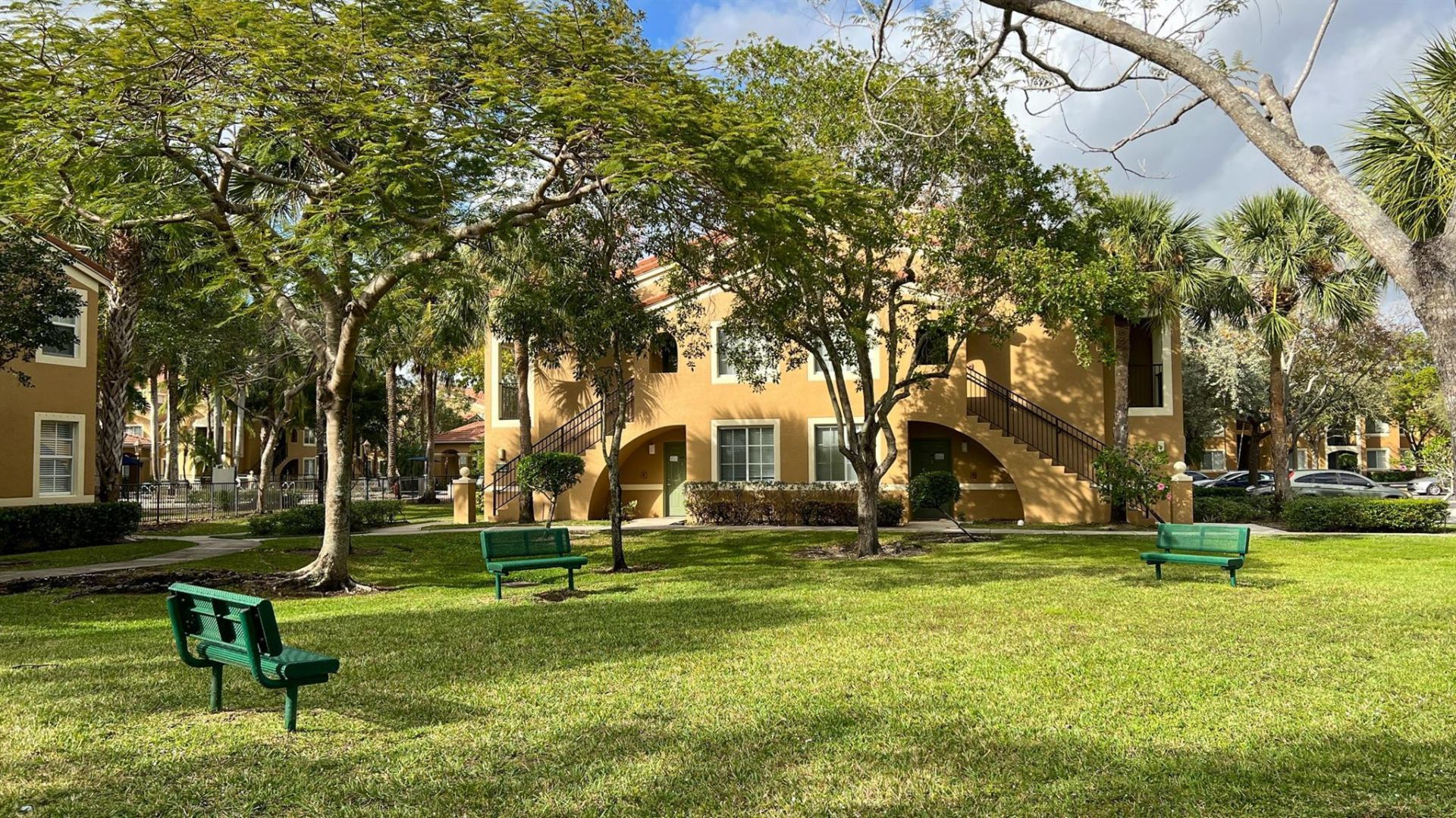 7950 N Nob Hill Road, Unit 203, Tamarac, FL 33321 Photo