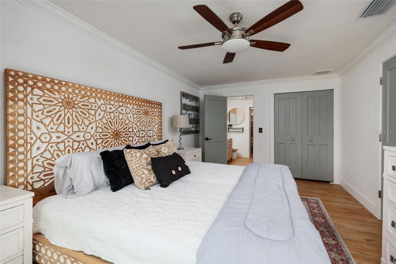 120 97th Avenue Ne, Saint Petersburg, FL 33702 Photo