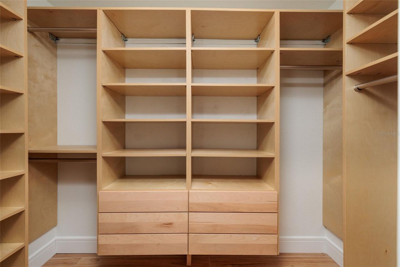 120 97th Avenue Ne, Saint Petersburg, FL 33702 Photo