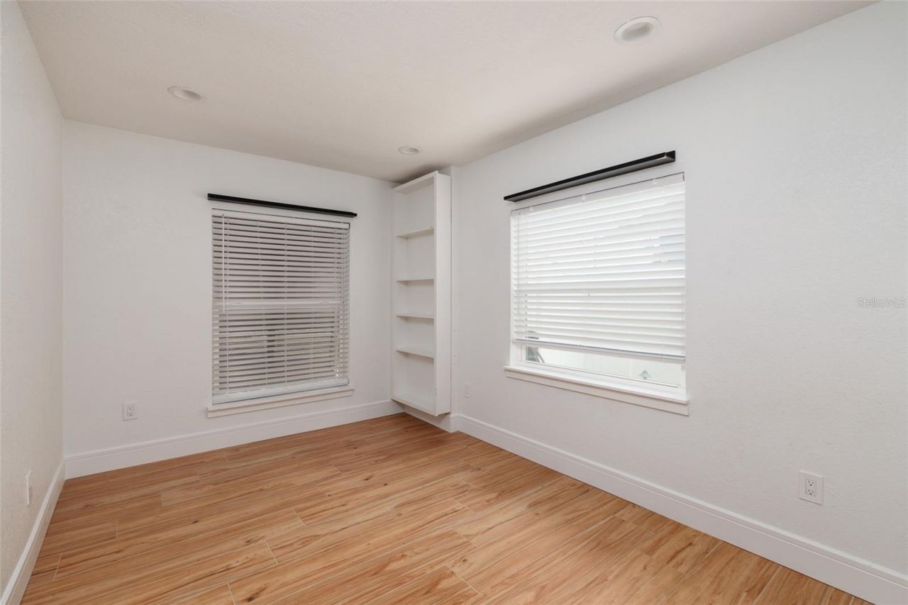 120 97th Avenue Ne, Saint Petersburg, FL 33702 Photo