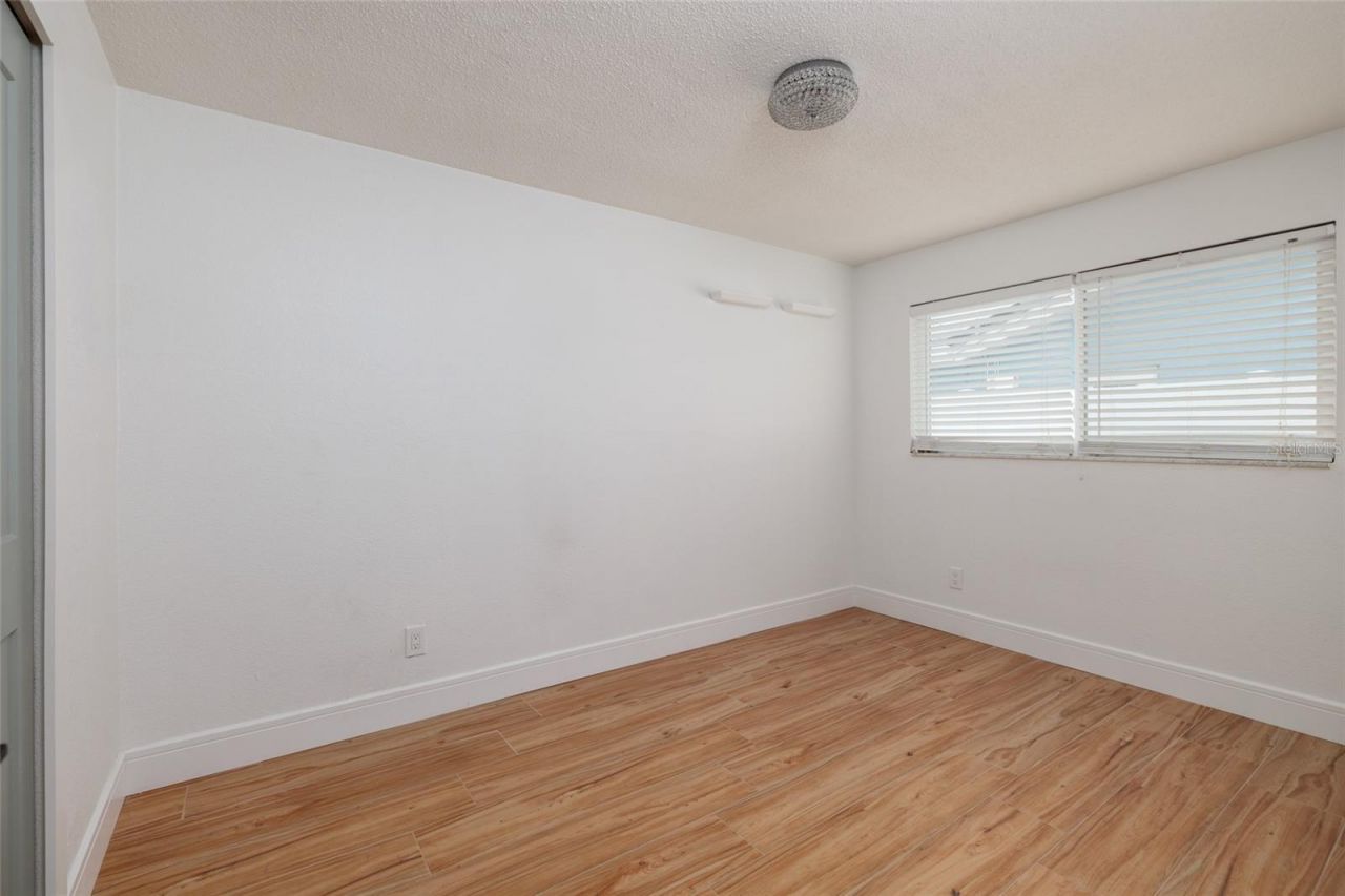 120 97th Avenue Ne, Saint Petersburg, FL 33702 Photo