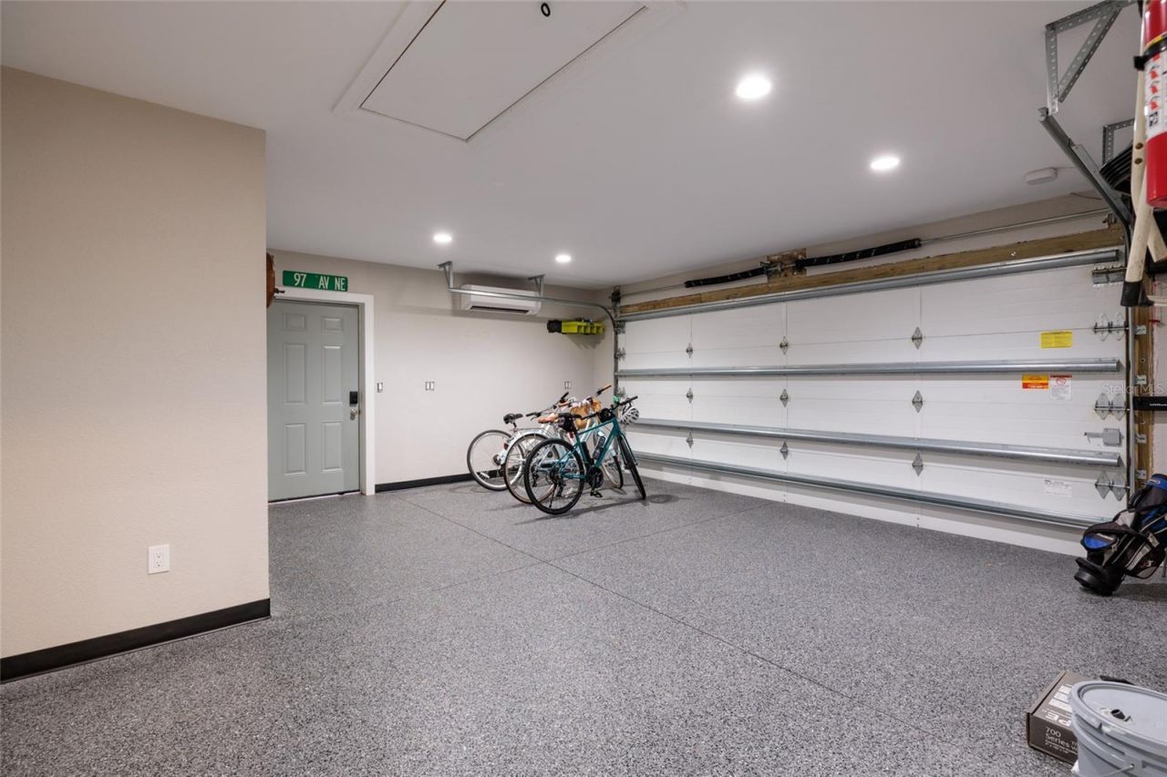 120 97th Avenue Ne, Saint Petersburg, FL 33702 Photo