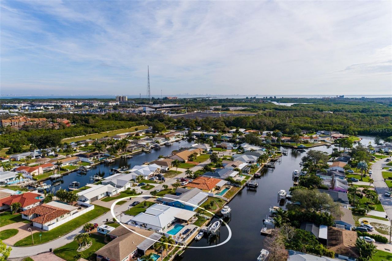 120 97th Avenue Ne, Saint Petersburg, FL 33702 Photo