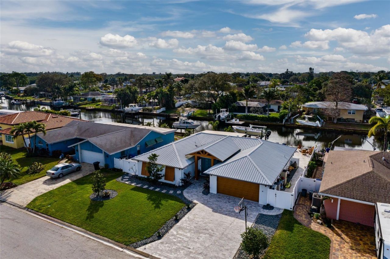 120 97th Avenue Ne, Saint Petersburg, FL 33702 Photo