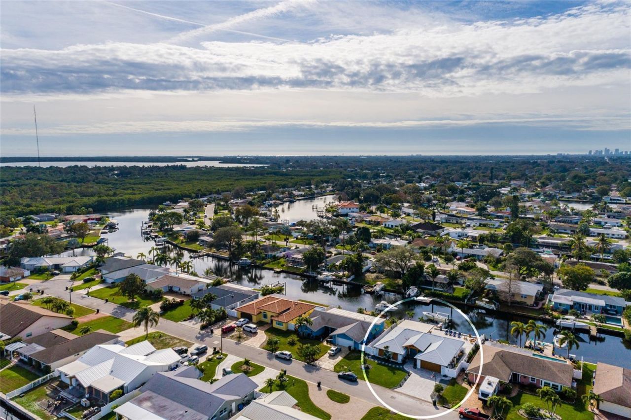 120 97th Avenue Ne, Saint Petersburg, FL 33702 Photo