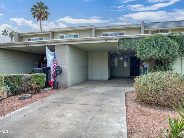 1907 W BELMONT Avenue, Phoenix, AZ 85021