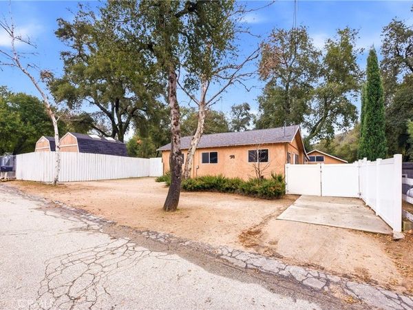 39608 Calle Cascada, Green Valley, CA 91390