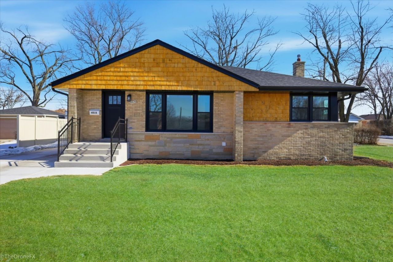 4515 N Redwood Drive, Norridge, IL 60706 Main Photo