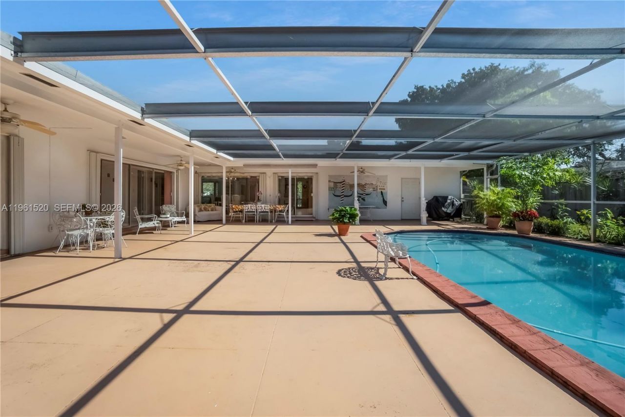 612 N 46th Ave , Hollywood, FL 33021 Photo