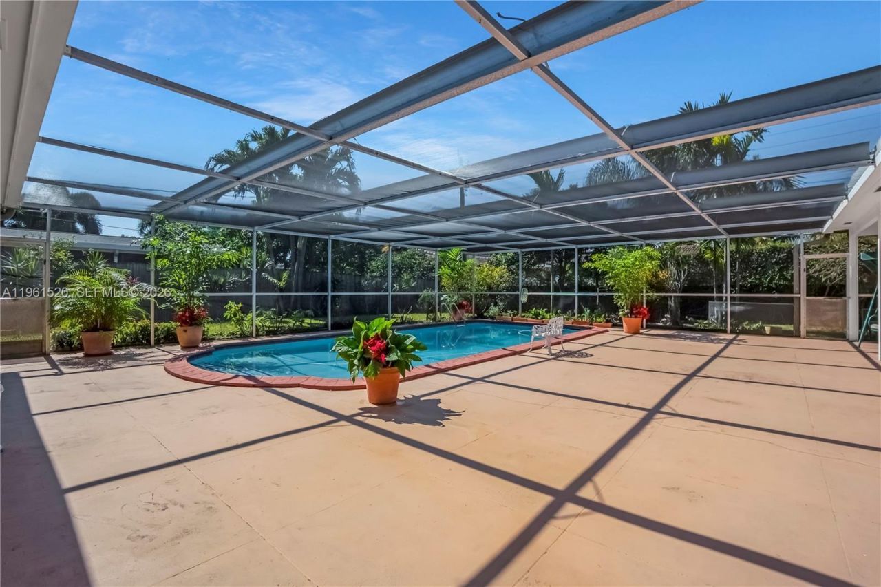 612 N 46th Ave , Hollywood, FL 33021 Photo