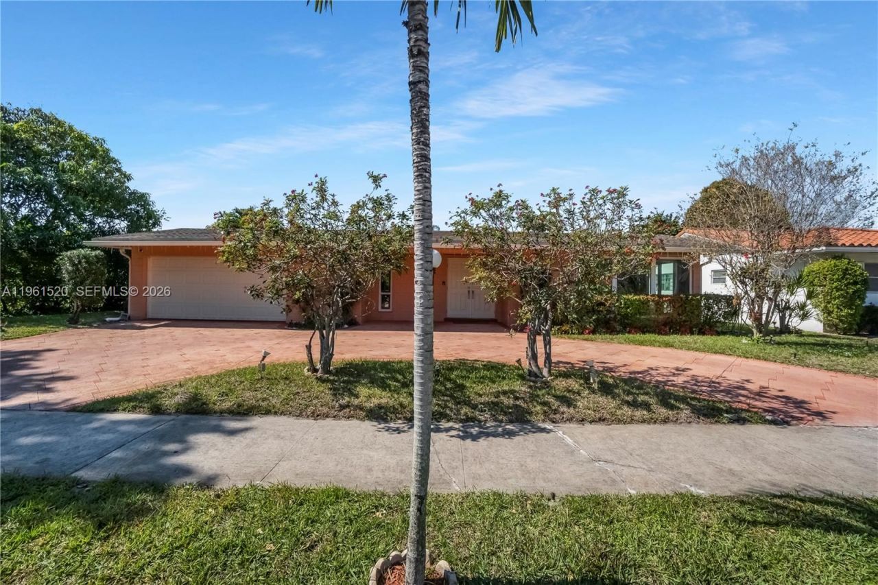 612 N 46th Ave , Hollywood, FL 33021 Photo